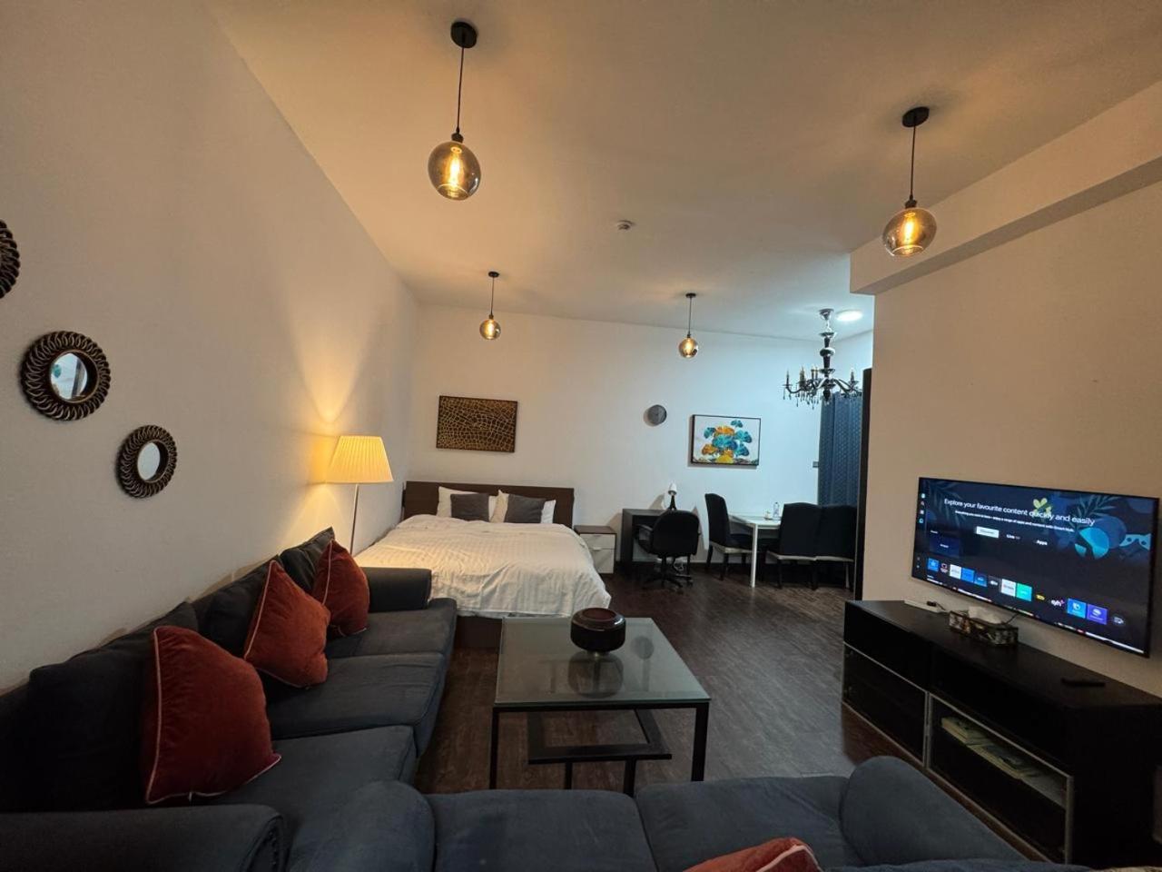 Sea View 1Br Apartment - Marina Pinnacle ドバイ エクステリア 写真